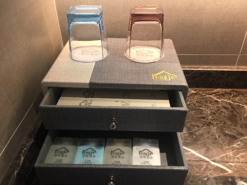 Shanghai Rongju Hotel Lujiazui Hotel Eksteriør bilde